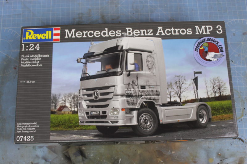 Revell 148th Mercedes-Benz Actros MP3
