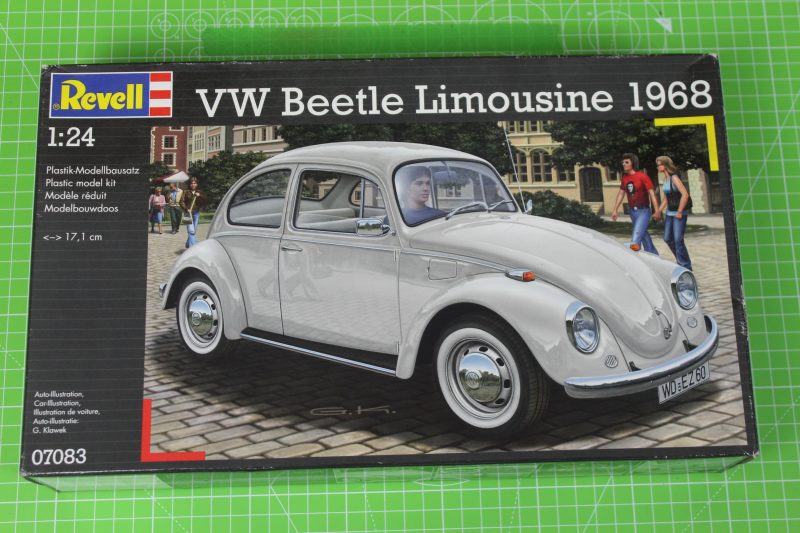 Revell 1/24th Scale Model Volkswagen Beetle Plastic Scale Model Kit