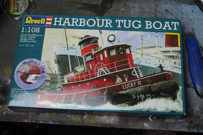 Revell 1/108th Harbour Tug Boat Unboxing & Review Video