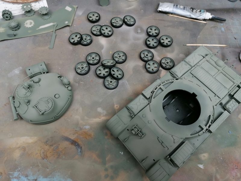 Lightened Russian Green Sprayed On The T-62 Model Kit