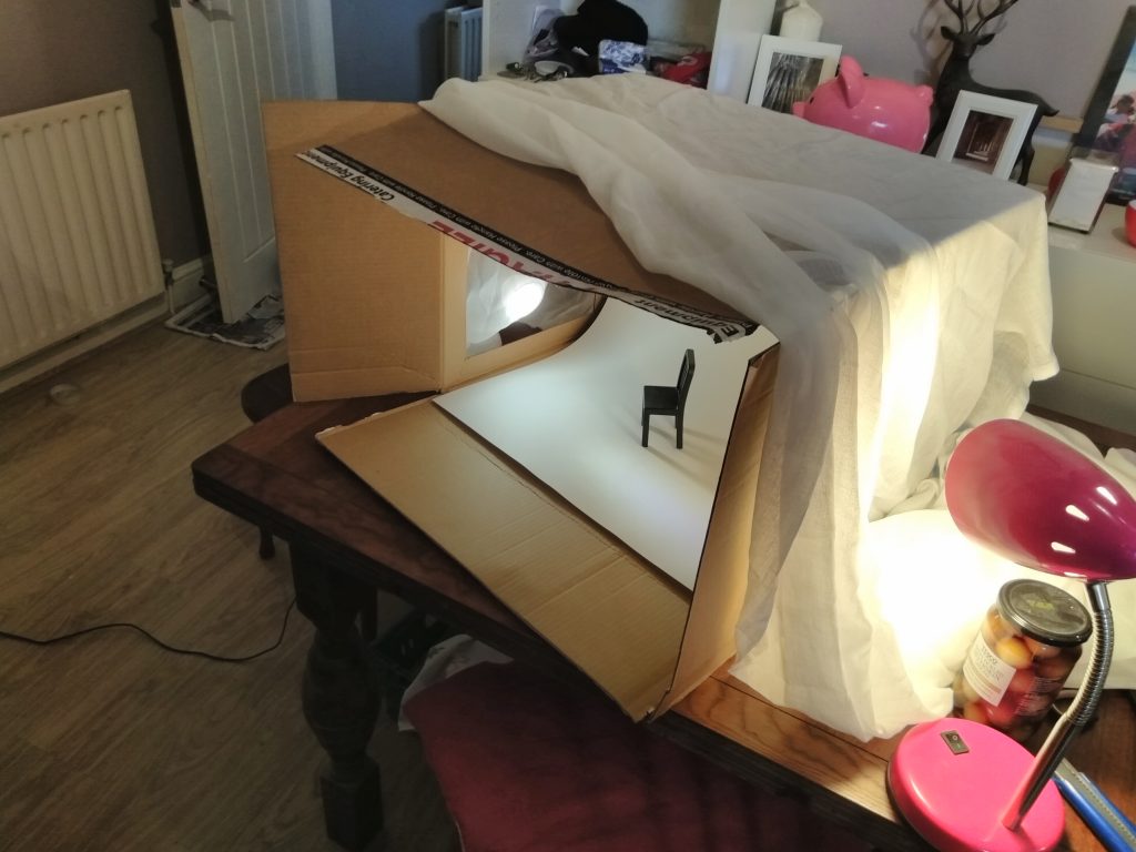 £5 Light Box In Use