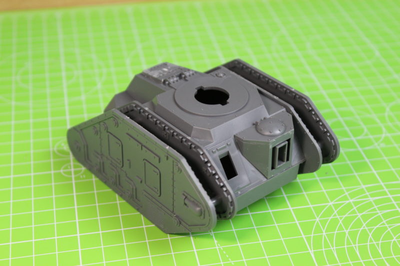 Leman Russ Tank With Front Weapon Port