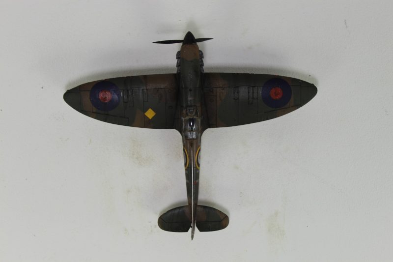 172nd Airfix Spitfire Scale Model Kit